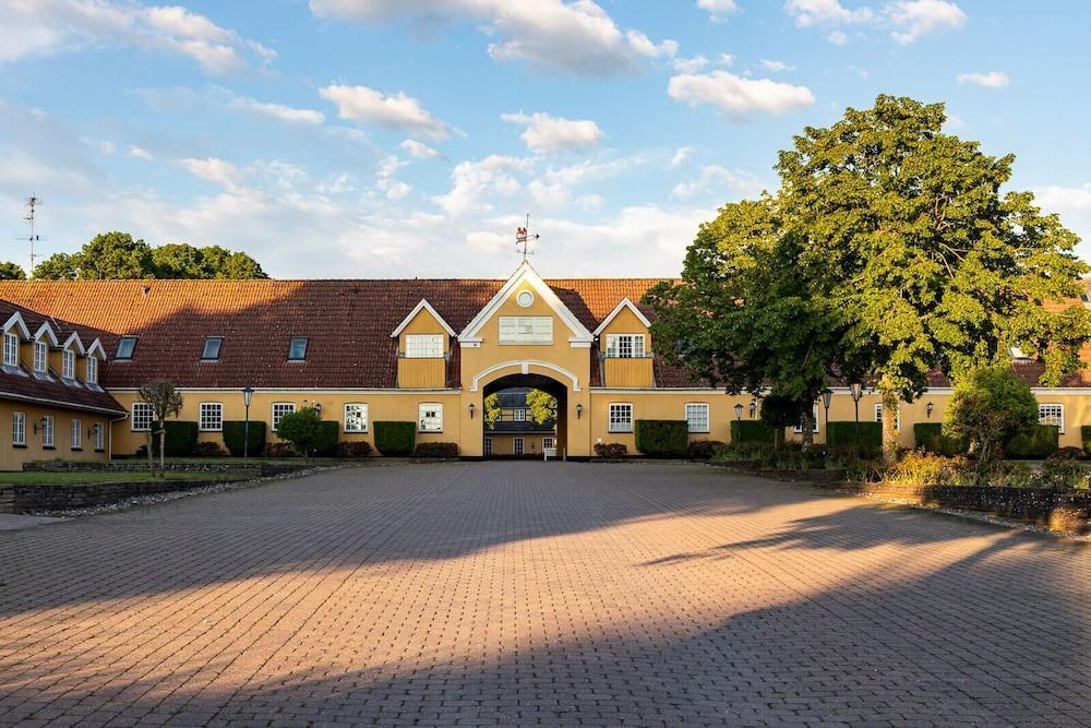 Hotel Sorup Herregaard Ringsted Exterior photo